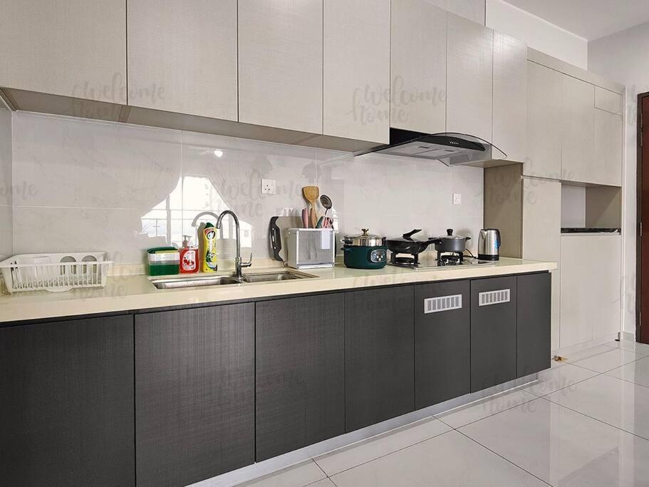 Bay Laurel, Country Garden Danga Bay Homestay By Welcome Home Johor Bahru Dış mekan fotoğraf